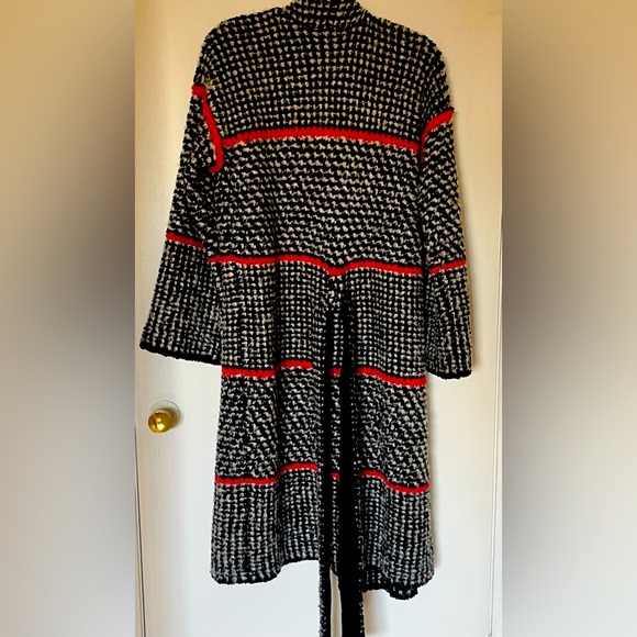 Empirio Armani coat - Picture 7 of 7